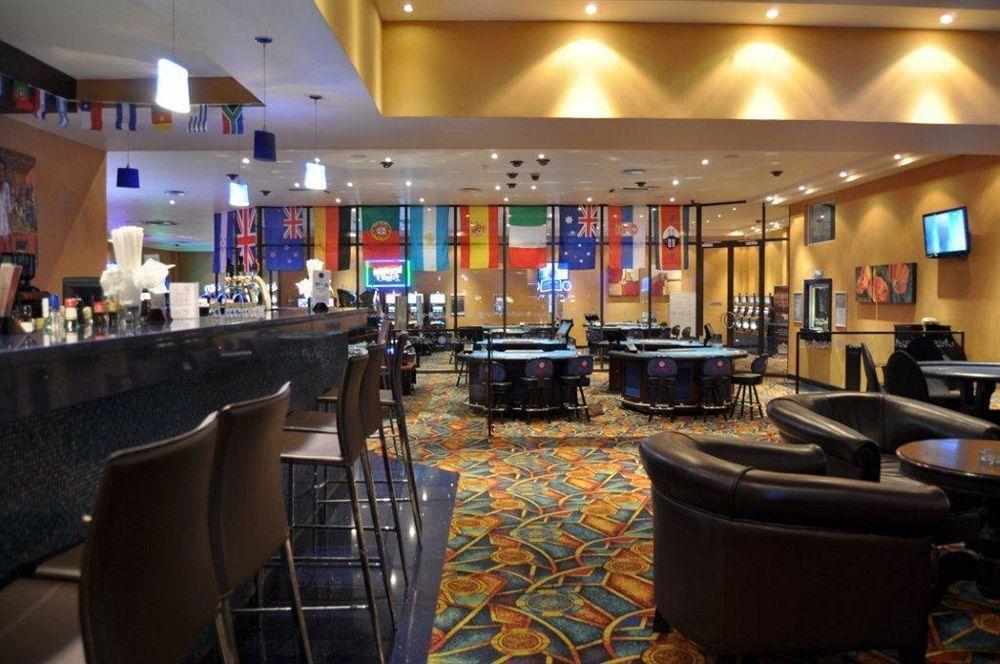 Happy Valley Hotel And Casino Ezulwini Exteriör bild